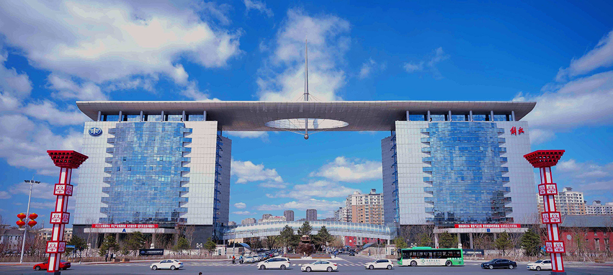 第一汽车 - 副本.jpg