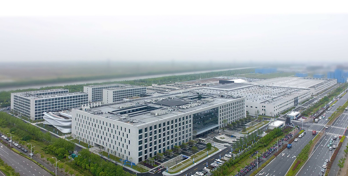 吉利汽车杭州湾工厂 - 副本.jpg